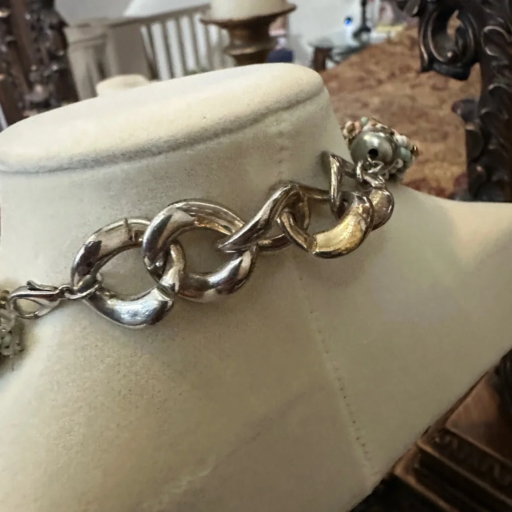 Multicolor Beaded Necklace - Picture 4 of 4